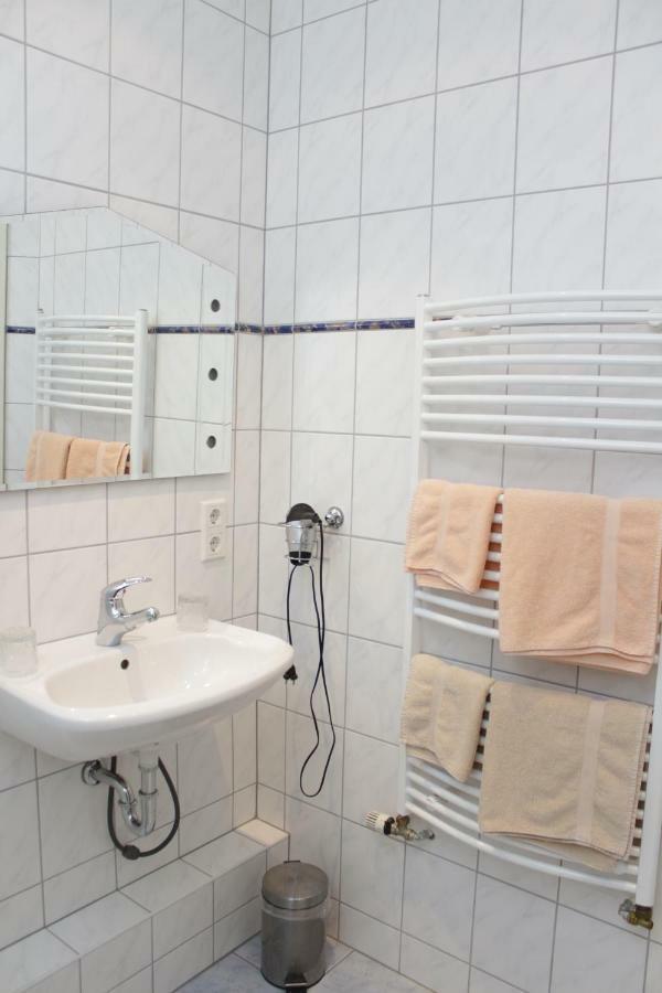 Weinkeller Woelk Hotel Naumburg  Ngoại thất bức ảnh